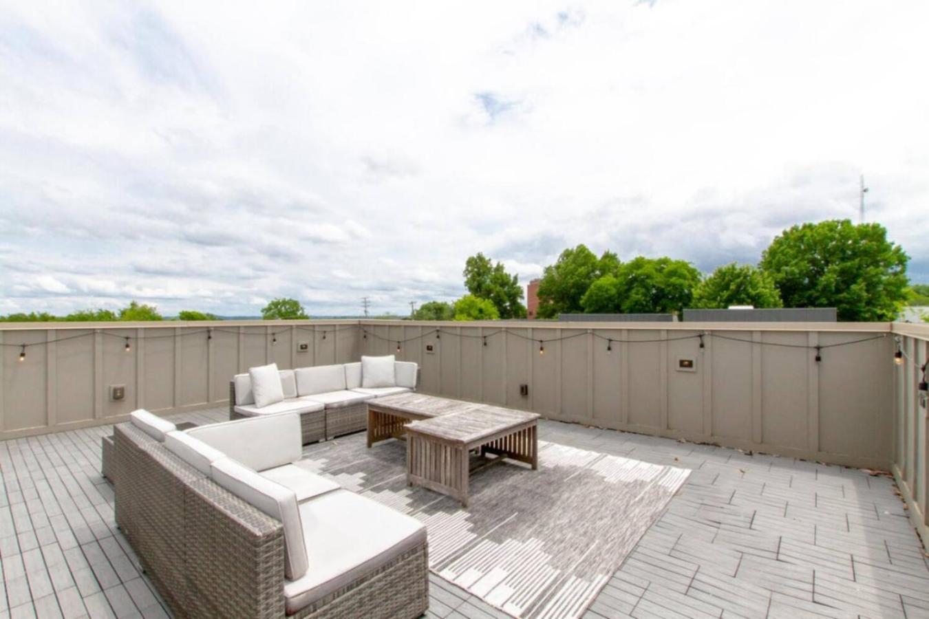 Howdy House New And Trendy With Rooftop Deck 纳什维尔 外观 照片